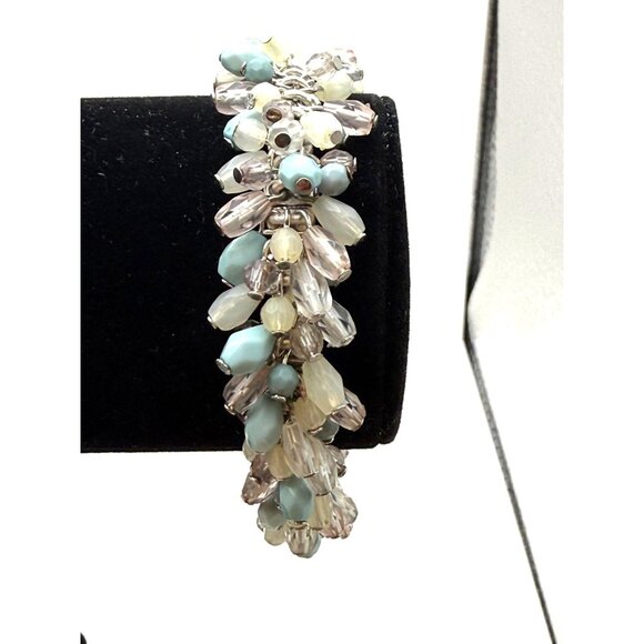 VTG Silver Tone Stretch Bracelet Plastic Bead Cluster Multi Color Boho Fashion - Picture 4 of 7